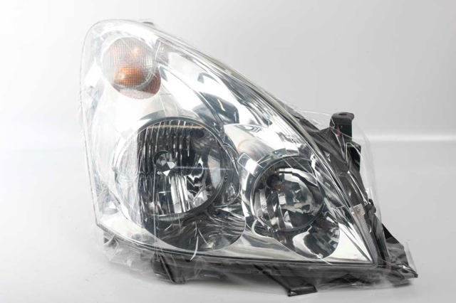 Фара комбінована, передня 811300F010 TOYOTA