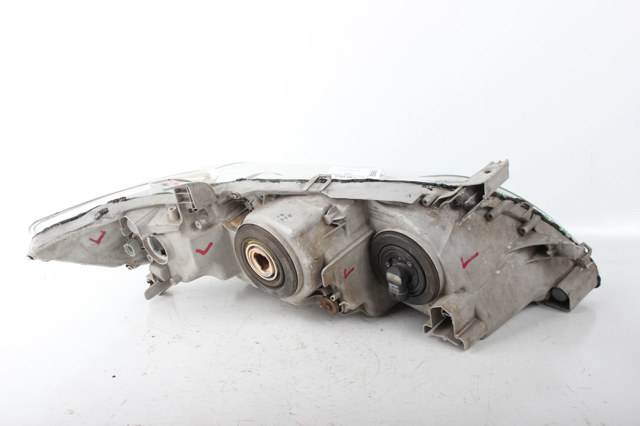 Фара ліва передня 8115006200 TOYOTA