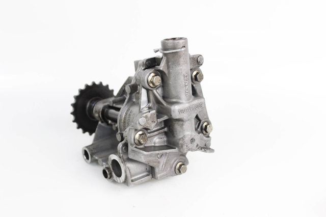 Помпа масляна 8200346592 NISSAN