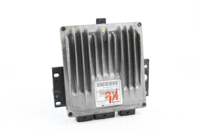 Блок двигуна 8200911560 NISSAN