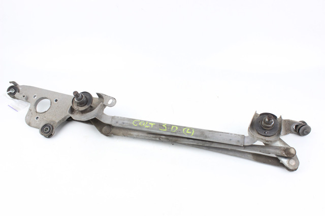 Двигун склоочисника лобового скла (трапеції) 8250A309 MITSUBISHI