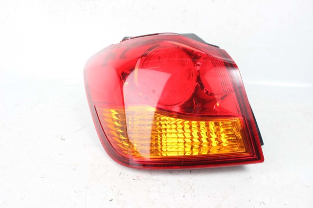 Стоп задній 8330A689 MITSUBISHI