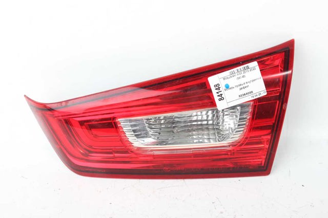 Фара задня права внутрішня 8336A088 MITSUBISHI