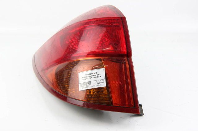 Задня ліва фара 84201AG010 SUBARU