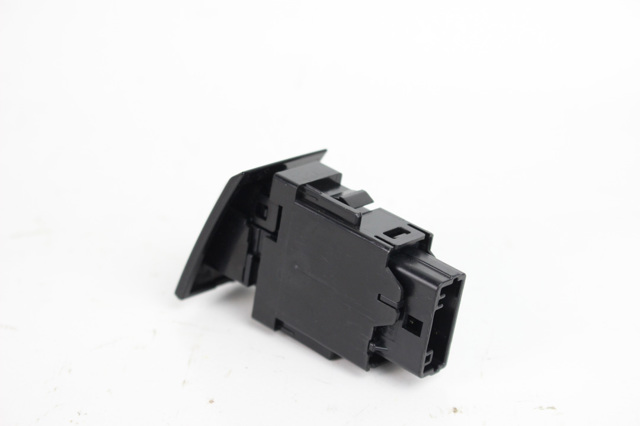 Кнопка аварійки 8433202400 TOYOTA