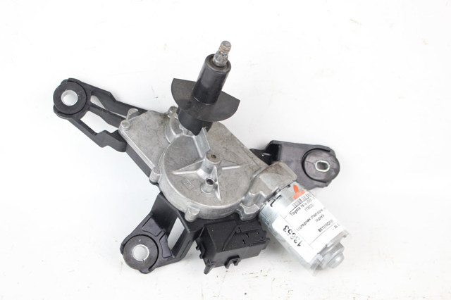 Двигун склоочисника заднього скла 851300D020 TOYOTA