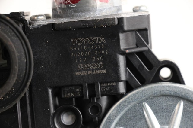 Мотор склопідйомника дверей задніх, правих 8571048131 TOYOTA