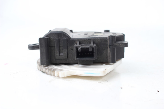 Мотор заслінки печі Toyota Corolla