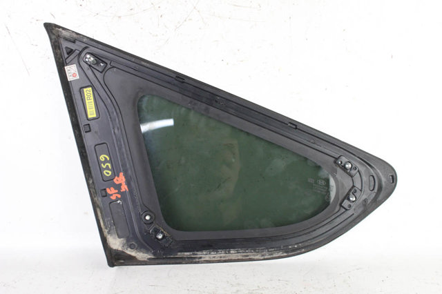 Стукло багажника, праве 878202W000 HYUNDAI