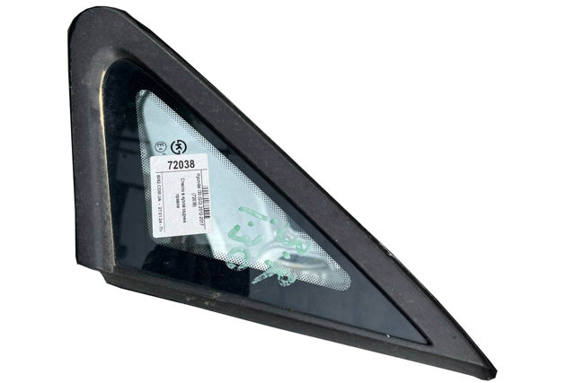 Куточок задніх правих дверей 87820A5010 HYUNDAI