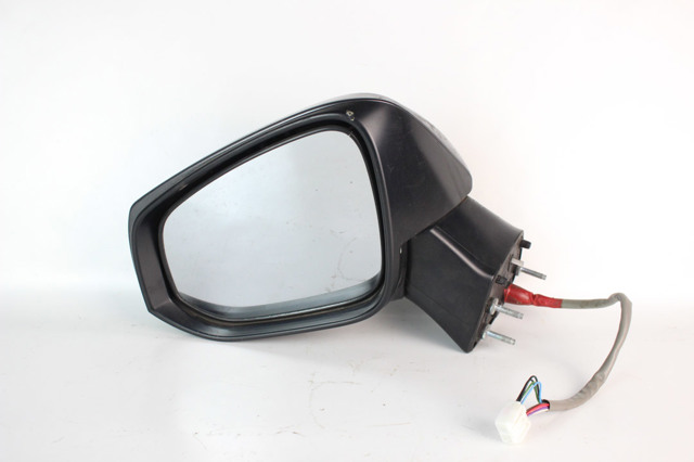 Дзеркало ліве 8794042F70 TOYOTA