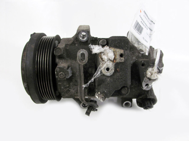Компресор кліматичної установки 8831005140 TOYOTA