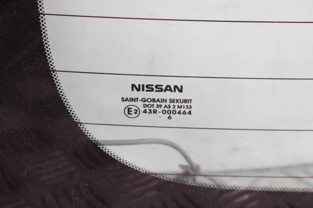 Скло ляди 903009U000 NISSAN