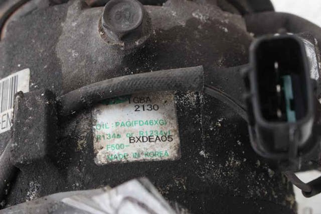 Компресор кліматичної установки 977012Y050 HYUNDAI