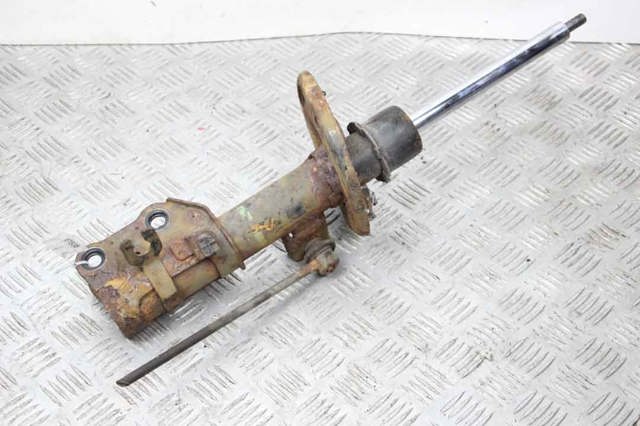 Стійка передня права B45G34700A MAZDA