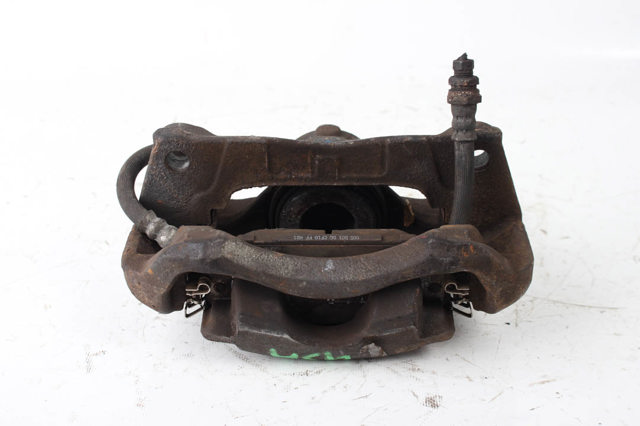 Супорт тормзной B4Y03399ZB MAZDA