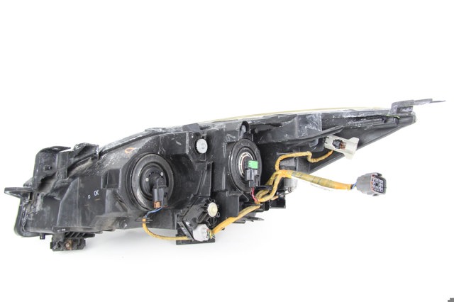Фара передня права BBP2510K0G MAZDA