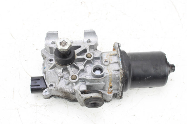 Мотор двірника BHS267340A MAZDA