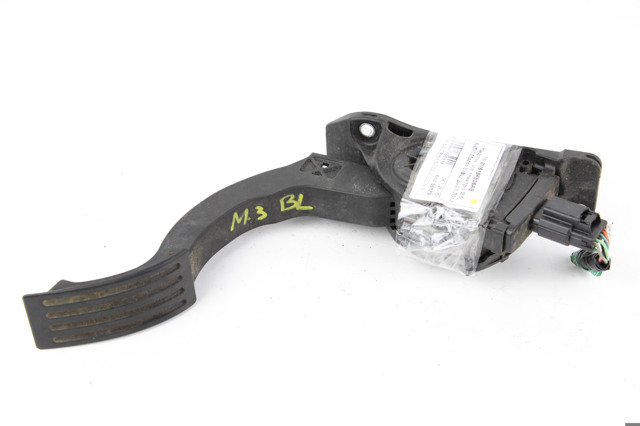 Педаль акселератора BV619F836AB MAZDA