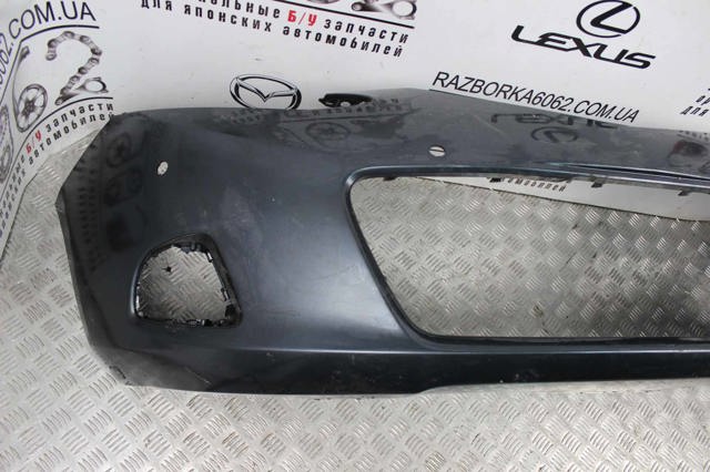 Буфер (бампер) передній D65150031 MAZDA