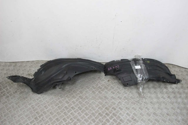 Подкрильнікі переднього крила, правий EG2156131A MAZDA