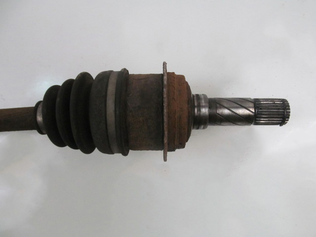 Піввісь задня, ліва GD712560XA MAZDA