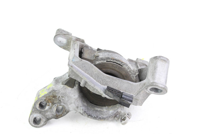Права опора двигуна GHS439060A MAZDA
