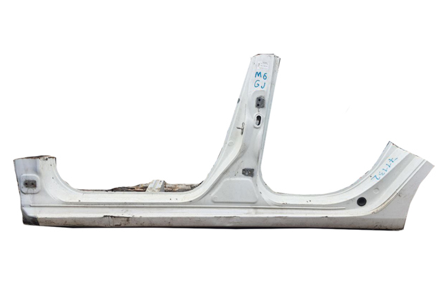 Поріг зовнішній лівий GHY371271 MAZDA