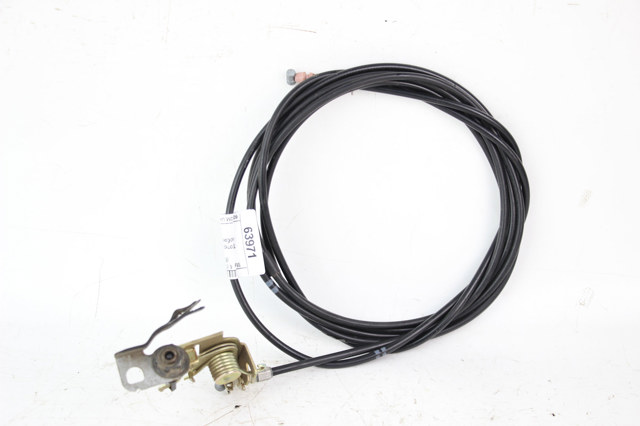Трос відкривання лючка бензобака GJ5A56880D MAZDA