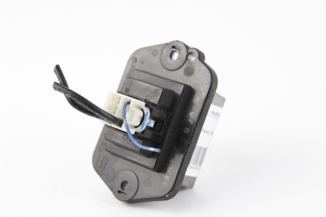 Регулятор оборотів пічки GJ6E61B15 MAZDA