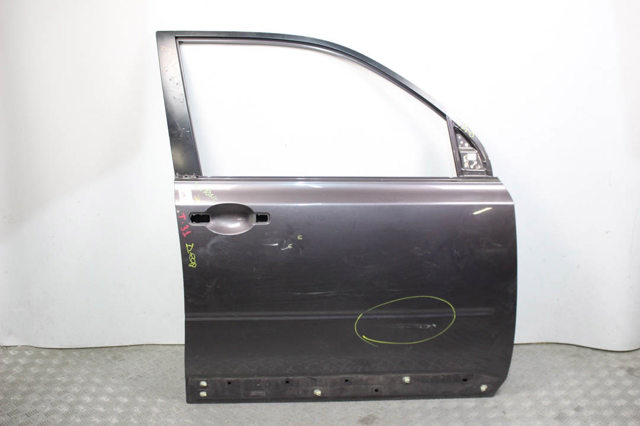 Пасажирські передні двері H0100JG4MM NISSAN