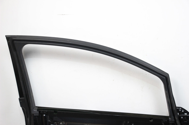 Водійські двері H010A3NAMA NISSAN
