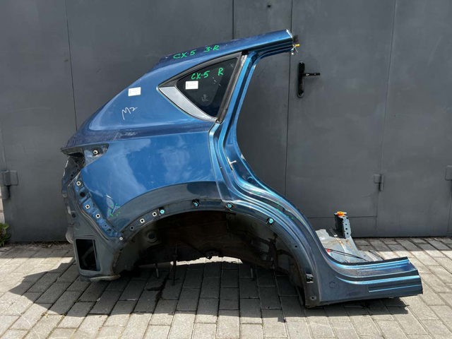 Бічна частина задні праві KBYW70410D MAZDA