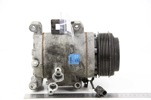 Компресор холодоагенту KD4561450A MAZDA