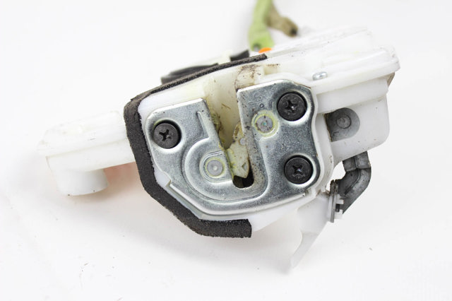Замок водійських дверей KD4759310 MAZDA