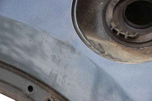 Бічна частина задня ліва KDY371410C MAZDA