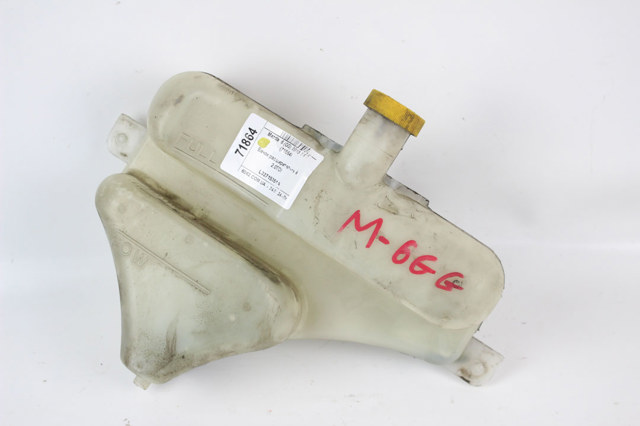 Бачок системи охолодження, розширювальний L32715351A MAZDA