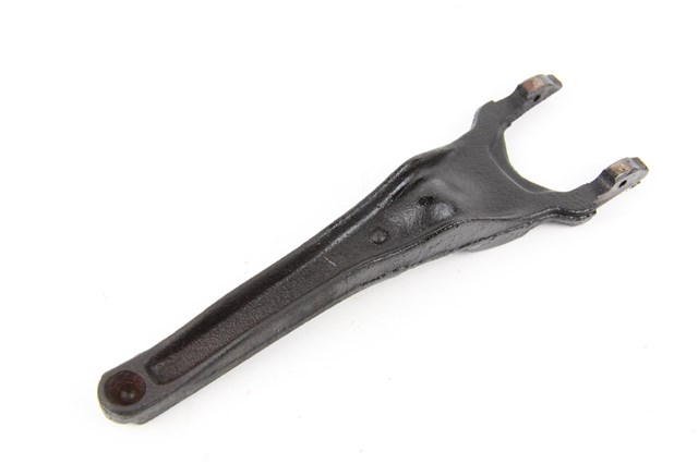 Вилка вимикання зчеплення MD747524 MITSUBISHI