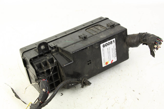 Корпус запобіжників MN141330 MITSUBISHI