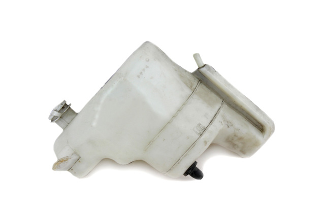 Водяний бачок системи охолодження MN156097 MITSUBISHI