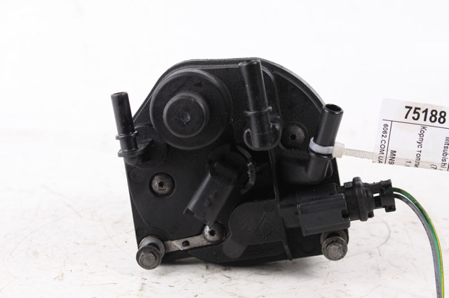 Фільтр паливний MN982656 MITSUBISHI