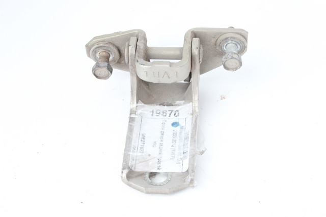 Завіса дверей передніх правих MR271687 MITSUBISHI
