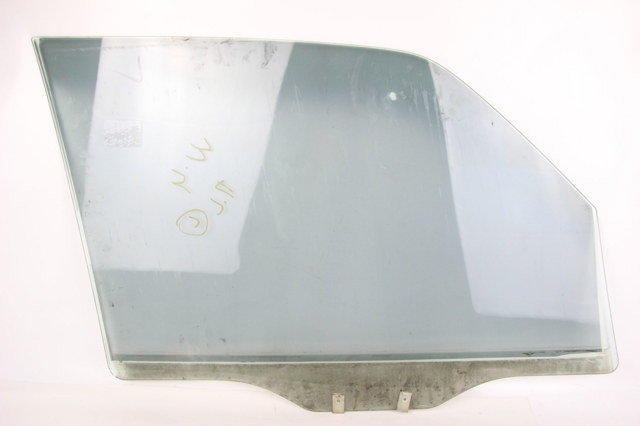 Скло водійських дверей MR436973 MITSUBISHI
