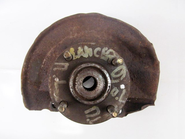 Цапфа поворотна ліва MR491321 MITSUBISHI