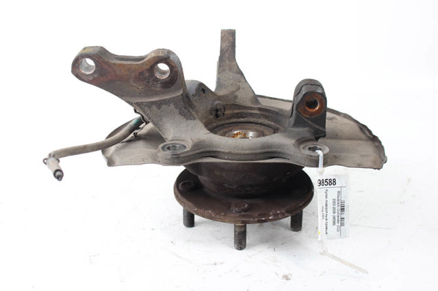 Кулак поворотний передній правий MR491326 MITSUBISHI