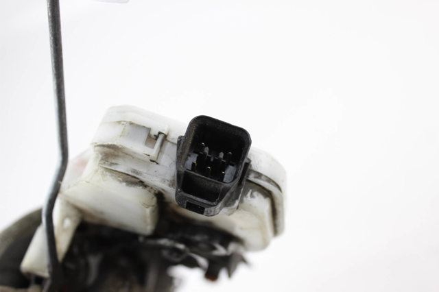 Замок водійських дверей MR512235 MITSUBISHI