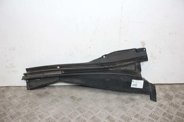 Решітка повітрозабірника салону MR533286 MITSUBISHI