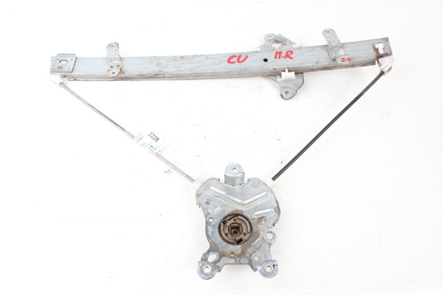 Склопідйомник передньої правої двері MR573878 MITSUBISHI