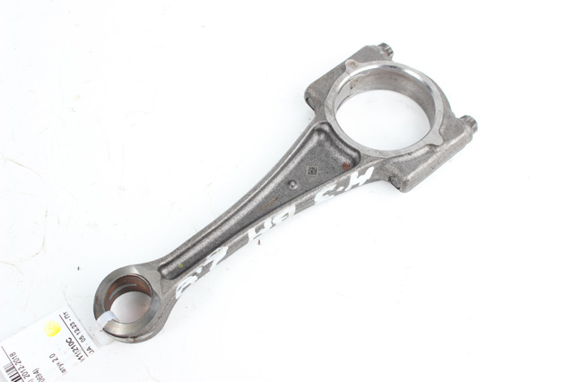 Шатун двигуна PE0111210C MAZDA