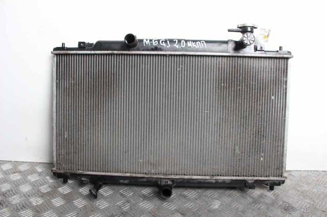 Радіатор системи охолодження двигуна PE1115200B MAZDA